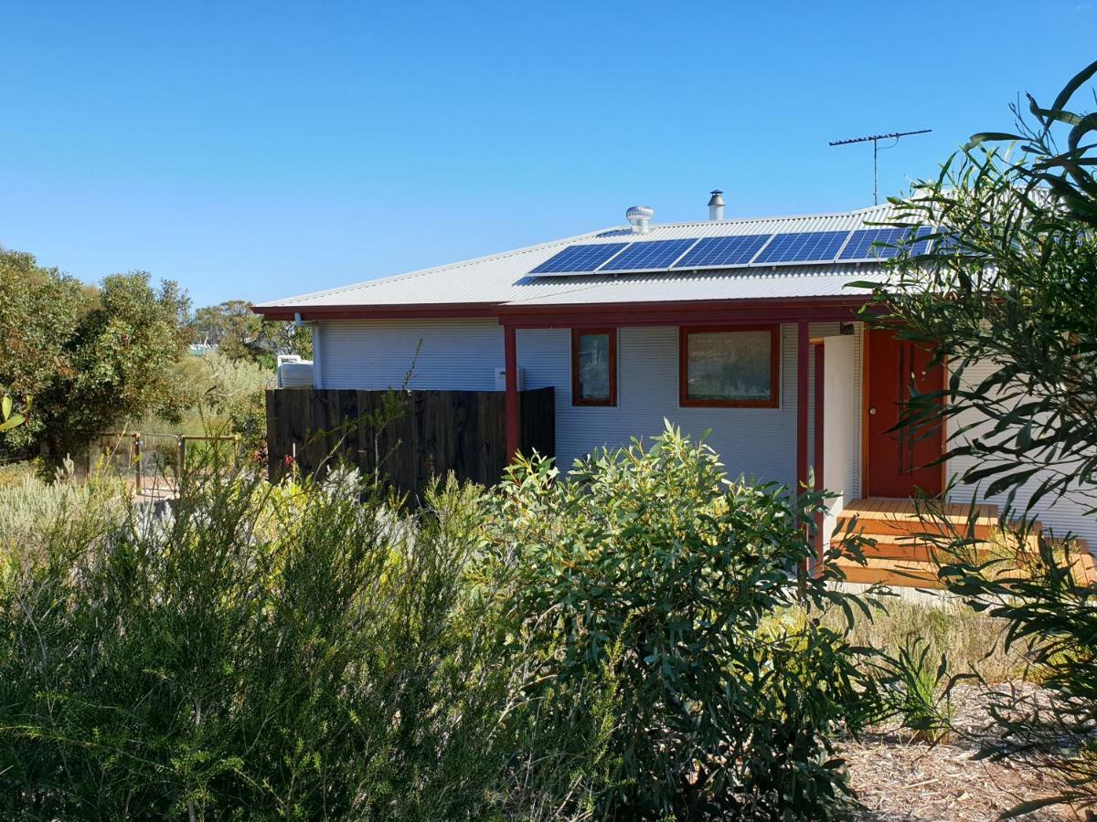 Samphire: Coorong Accommodation Meningie Exterior photo